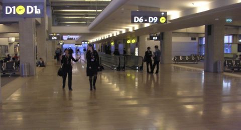 دوي طيران حربي وفتح ملاجئ وإلغاء رحلات، هل الضربة على إيران باتت وشيكة