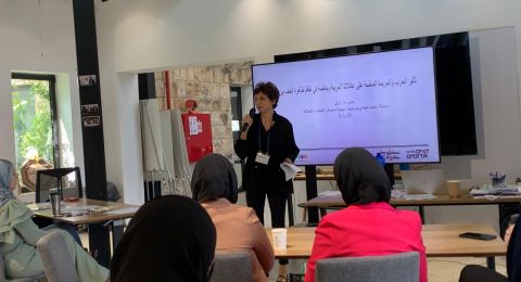 المهنيون كخط دفاع أول: شراكة فاعلة للنهوض بالعائلة العربية الفلسطينية في إسرائيل في ظل الحرب والجريمة المنظمة