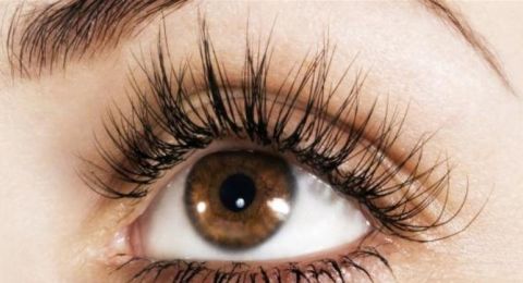 إليك وصفات سحرية للرموش