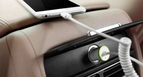 5 أشياء لا تتركها داخل السيارة في الصيف.. قد تكون قاتلة