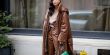 الجلد موضة شتاء 2020 من وحي الفاشينيستا