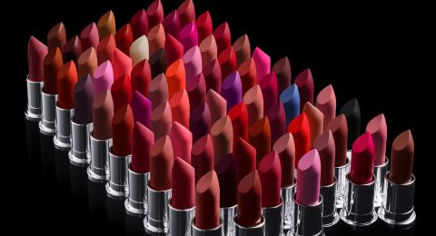 ماركة المكياج العالمية M.A.C تطلق خطًا جديدًا في سلسلة أحمر الشفاه Mac-ximal