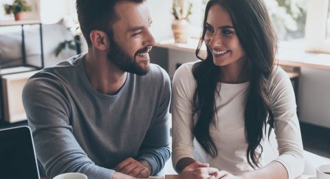 ماذا تحب المرأة الدلو في الرجل؟