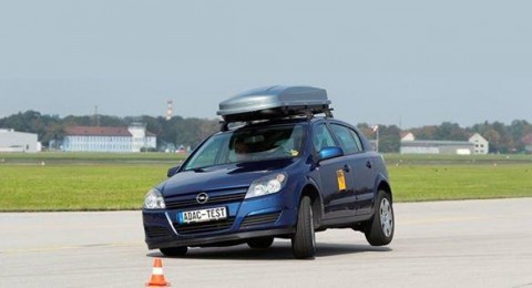 كيف تقوم بتركيب صندوق الأمتعة على السيارة؟