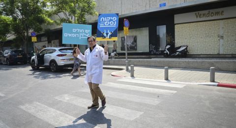 تقرير صادم: واحد من كل أربعة أشخاص في خطر إدمان بعد الحرب