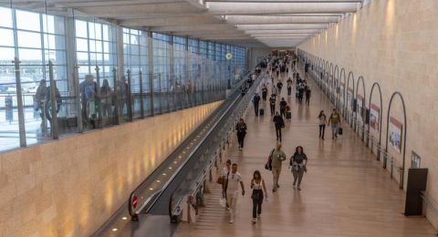 تفاؤل في قطاع السياحة: عودة الرحلات وارتفاع الطلب بعد انتهاء الحرب