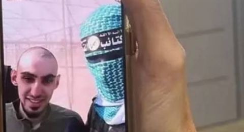 القسام استخدمت شرائح إسرائيلية للاتصال بعائلات الأسرى قبل الإفراج عنهم