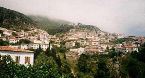 اختبري تجربة الحياة البسيطة في قرى ألبانيا الجبلية