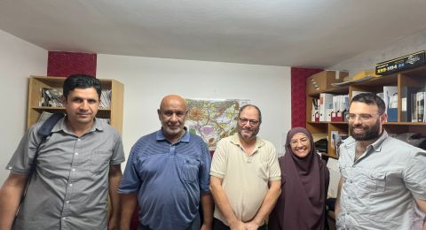 عوفر كسيف لبكرا: 