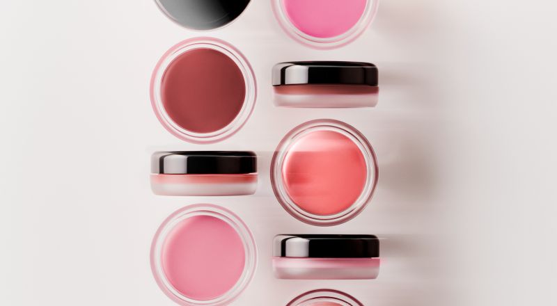 ماركة المكياج الفاخرة والمهنية 