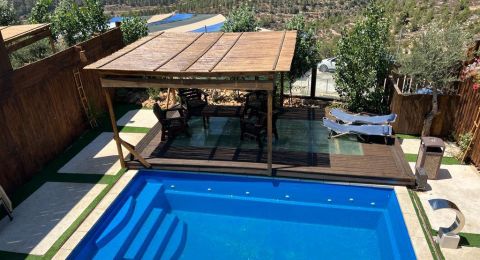 تحريض إسرائيلي على مجمّع 