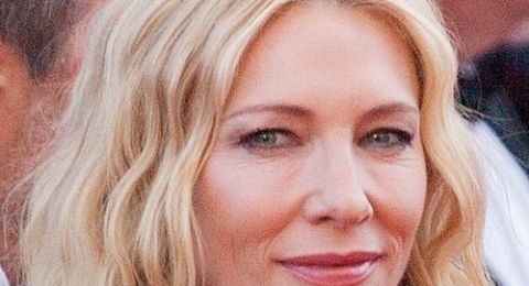 بالفيديو: مقابل وجبة 