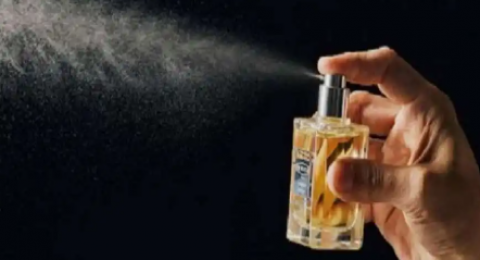 حكم استعمال العطور المحتوية على نسبة ضئيلة من الكحول