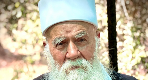 ألعمائم البيضاء تُودّع المرحوم الشّيخ علي خنيفس