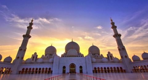 هل يجوز  للمرأة المكوث مع زوجها في البيت بعد الطلاق أول مرة؟