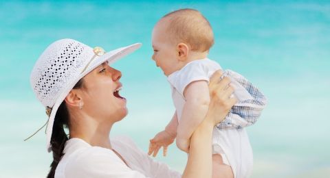 كيف نشأت فكرة عيد الأم؟