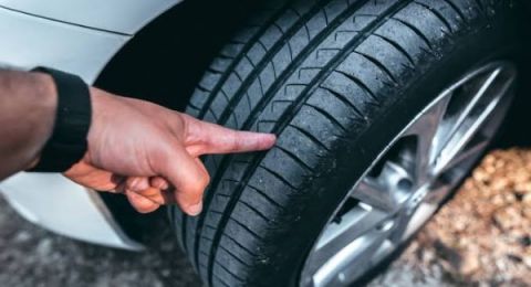 قبل تغيير إطارات سيارتك .. معلومات هامة عليك الانتباه لها