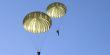 وجهات سياحية خاصة بعشاق القفز بالمظلات