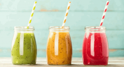 تناول السكريات في المشروبات أخطر من الأطعمة.. دراسة جديدة تكشف