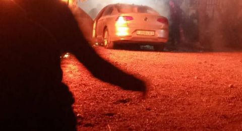 مستوطنون يحرقون منازل ومركبات جنوب بيت لحم ويهاجمون رعاة أغنام قرب القدس