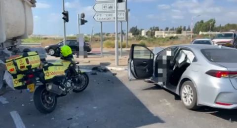 4 إصابات في حادث طرق بين شاحنة ومركبة خاصة في حيفا