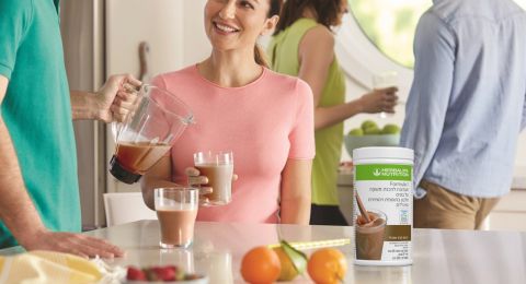 دراسة جديدة: بديل الوجبة يساعد على فقدان وزن كبير لدى الأشخاص الذين يعانون من السمنة المفرطة