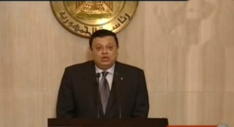 فرعون جديد؟! مرسي يزيد صلاحياته ويعزل النائب العام فرعون جديد؟! مرسي يزيد صلاحياته ويعزل النائب العام