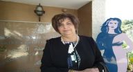 نساء يتحدثن عن سرطان الثدي نساء يتحدثن عن سرطان الثدي