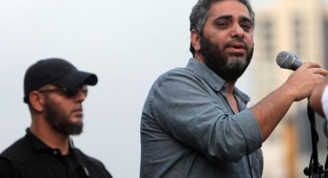 فضل شاكر يمثل أمام القضاء اللبناني بعد سنوات من التواري