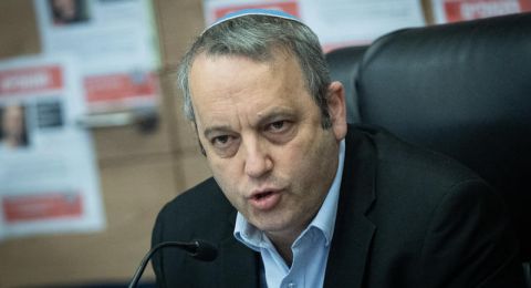 عضو الكنيست جلعاد كريب يقدّم مقترح قانون لتغيير اسم الحرب إلى 