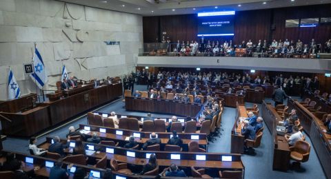 الكنيست يصادق بالقراءة التمهيدية على قانوني ضم الضفة الغربية ومعاليه أدوميم