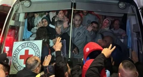 “إرهابي ميت لن يُطلق سراحه حيًا!” مواقع عبرية تُروّج لعريضة تدعو نتنياهو لدعم قانون الإعدام للأسرى الفلسطينيين