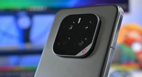 Honor تطلق هاتفا مجهزا ببطارية كبيرة وكاميرات ممتازة