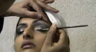 هل تحبين الماكياج الغامق للسهرات.. جربيه هل تحبين الماكياج الغامق للسهرات.. جربيه