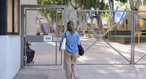 تقرير مراقب الدولة: عجز حاد في عدد الأخصائيين النفسيين في المدارس وتجاهل لأزمة المراهقين والعنف الأسري