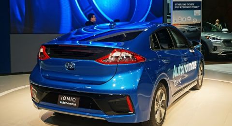 هيونداي موتور تستدعي 70 ألف سيارة بسبب وجود أجزاء معيبة ومرسيدس بنز 438 سيارة