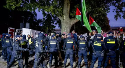 مبادرات أوروبية تطالب بإقصاء المنتخب والفرق الإسرائيلية وسط احتجاجات وقرارات بلدية في هولندا