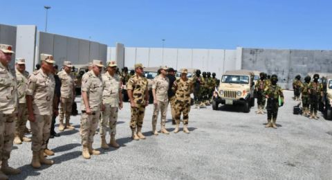 مصر تبدأ تدريب قوات فلسطينية وتؤكد رفضها القاطع لتهجير سكان غزة