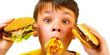 هل تؤثر الوجبات السريعة على نتائج الأطفال المدرسية؟