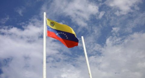 أمريكا تعترض ثالث ناقلة نفط قبالة فنزويلا وتلوح بخيارات أخرى