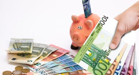 دراسة تكشف عن عادة مالية تجعلك سعيدا بغض النظر عن دخلك!