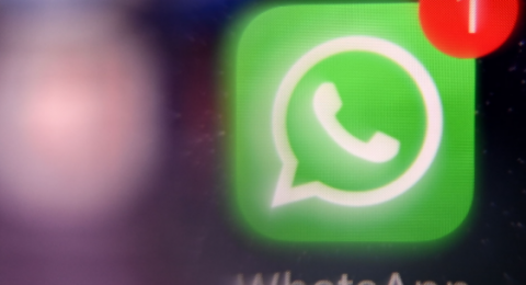 واتساب يختبر ميزة جديدة لتحسين الرسائل باستخدام الذكاء الاصطناعي