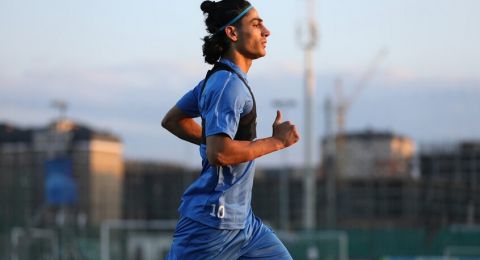 بسبب القصف الإسرائيلي.. لاعب فريق روسي من إيران لا يستطيع مغادرة بلاده