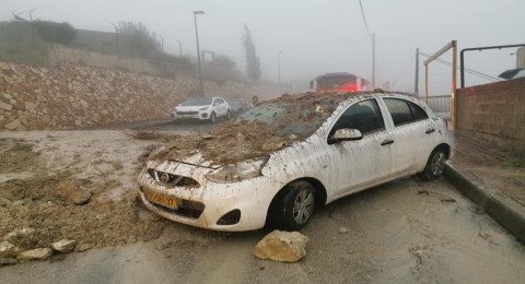 الناصرة: انهيار جدار في حي السلزيان وتحطم مركبة
