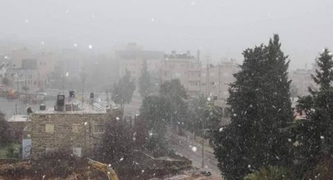 بكميات حفيفة: تساقط الثلوج يصل إلى القدس