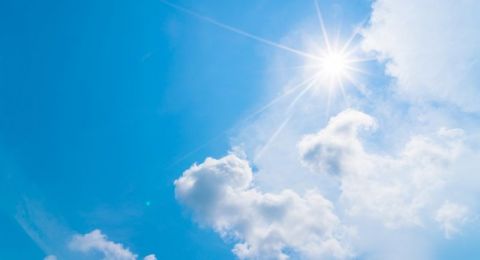 حالة الطقس: كتلة هوائية دافئة الى حارة تؤثر على البلاد