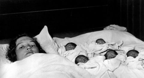 5 توائم و3 ملايين متفرج!