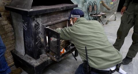 اعتقال المتهم الرئيسي بمحاولة ابتزاز صاحب مخبز في صفد وتضبط أسلحة داخل منزله