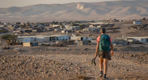 تقرير إسرائيلي يحذّر من تغيّرات ديموغرافية واسعة في النقب: بعد 6 سنوات، اغلبية عربية