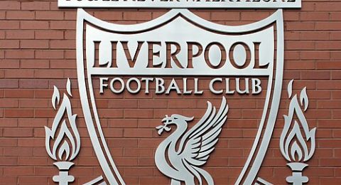 اسم مفاجئ يتصدر قائمة المرشحين لخلافة أرني سلوت في تدريب ليفربول